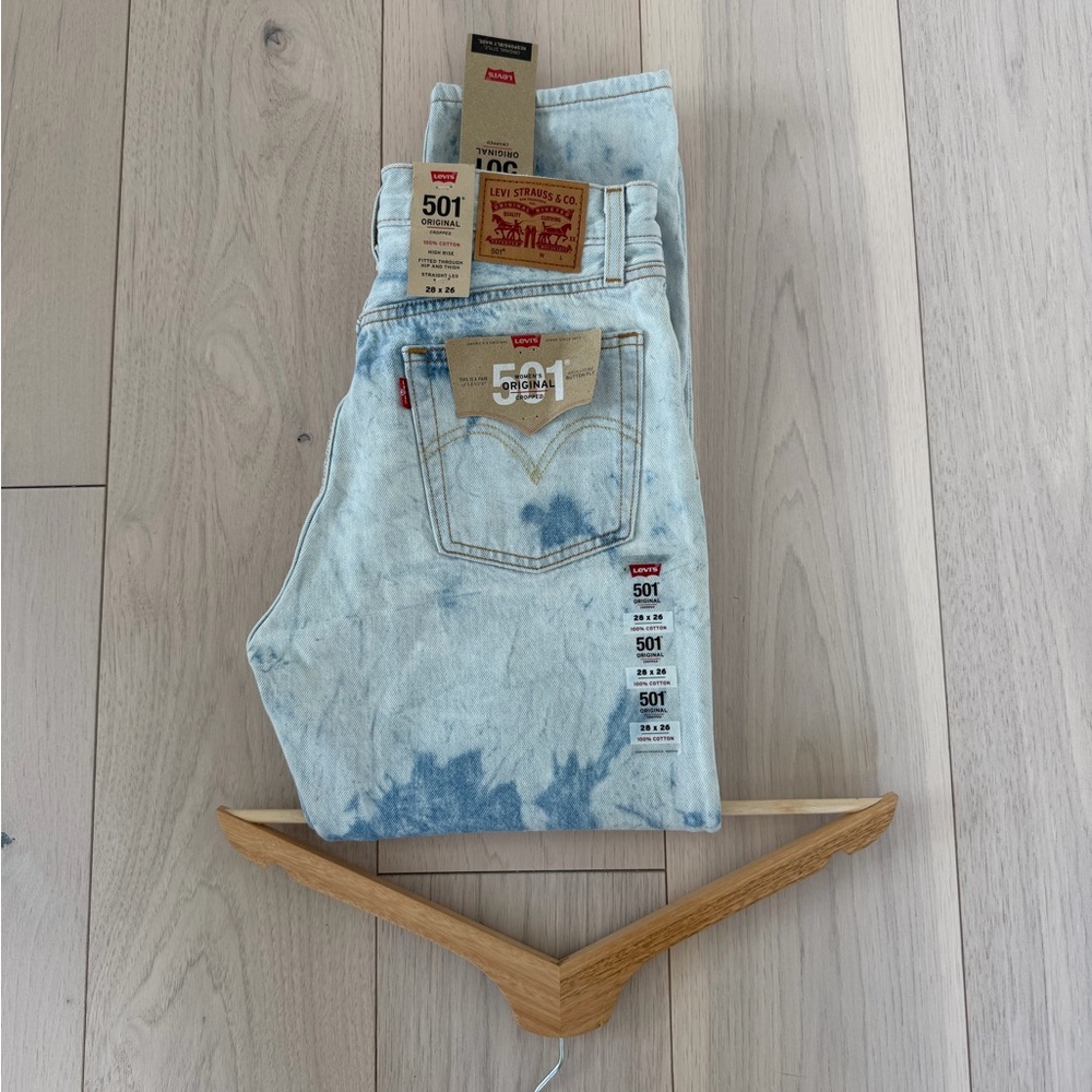 [Levi's] 501 Original Fit Cropped High Rise 100% Cotton Light Blue Jeans